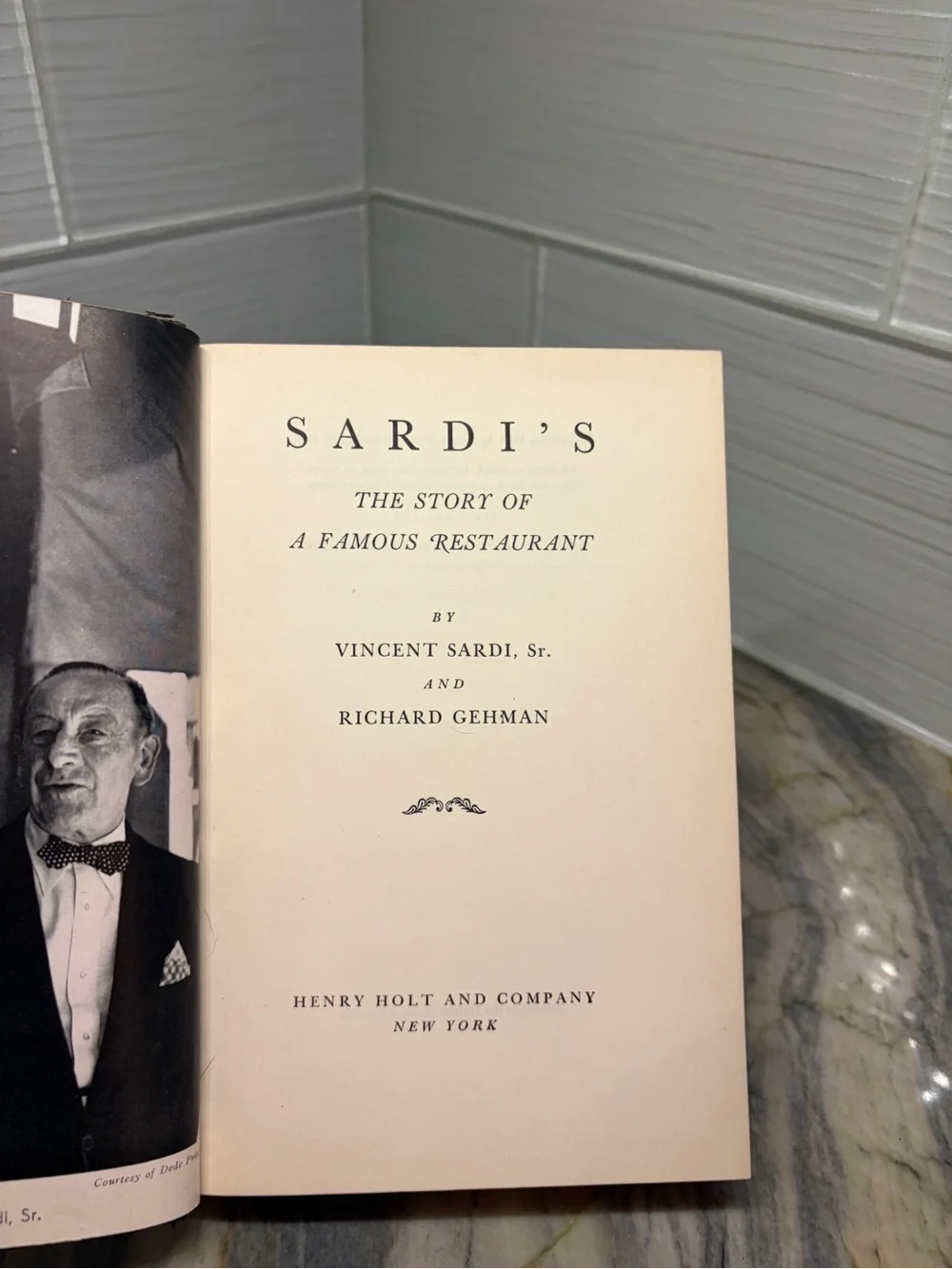 Vincent Sardi Sr. Richard Gehman Sardi's Famous Restaurant 1953 First Edition